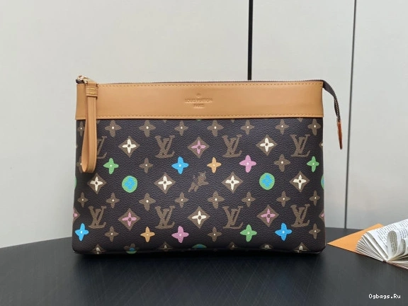 VOYAGE LOUIS VUITTON POCHETTE SOUPLE-32*21*8CM 0404